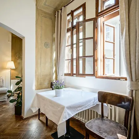 Apartmány Nerudova 36 Praha Exteriér fotografie